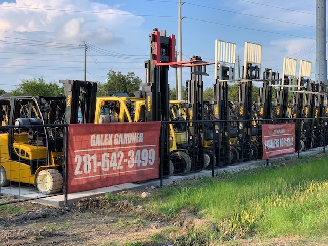 Sell your forklift to Southeast Forklifts - We buy used equipment in Houston